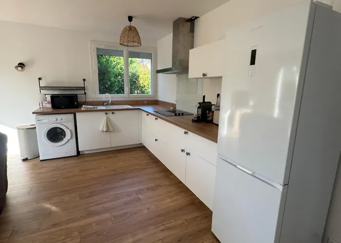 Maison à Côté Du De Palais Sur *