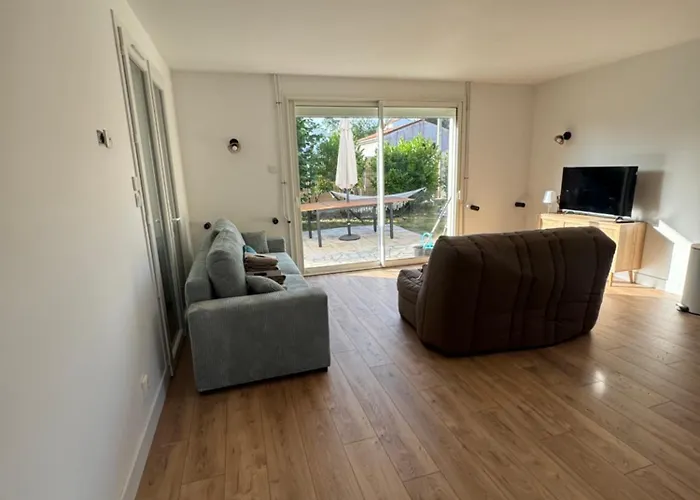 Maison à Côté Du De Palais Sur Hébergement de vacances